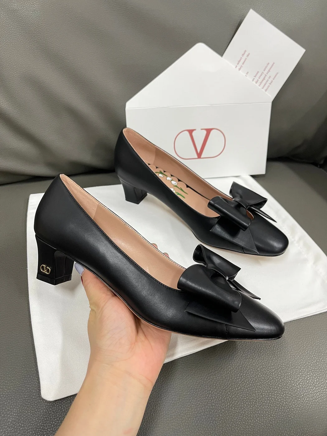 Valentino Women Black Leather Bow Detail Flats product view 2