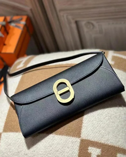 Hermès Maillon to go Black Epsom Gold Hardware Bag product view 2