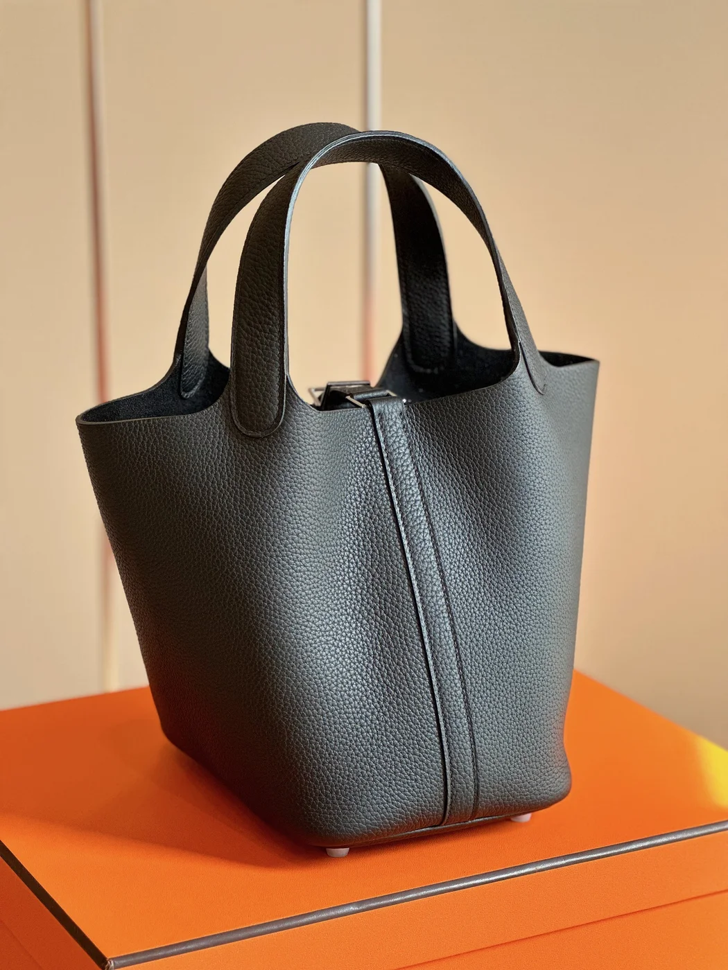 Hermès Picotin 18 Black Togo Leather Silver Hardware Bag product view 5
