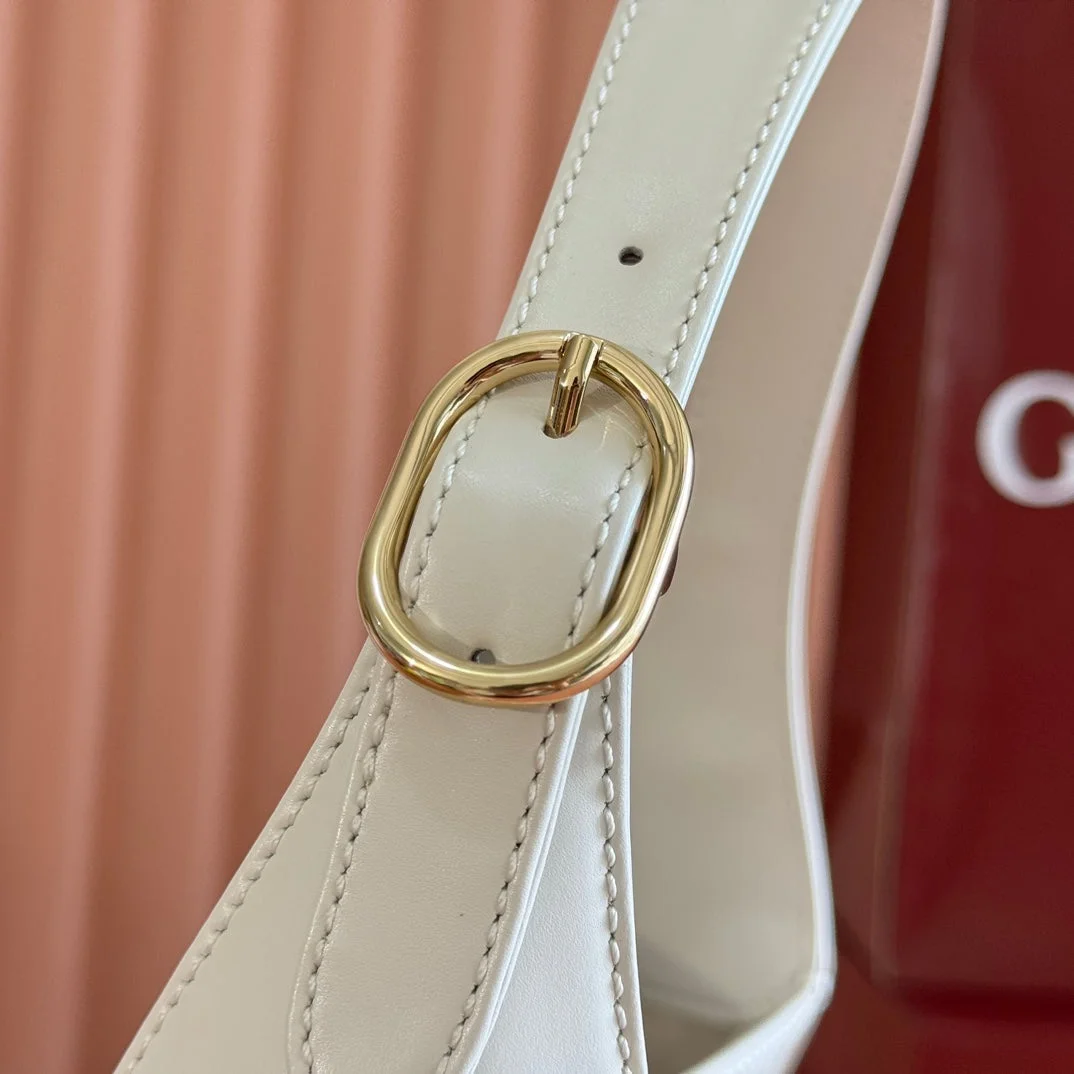 Gucci Jackie Small Shoulder Bag 27 In White Calfskin Gold Hardware product view 9