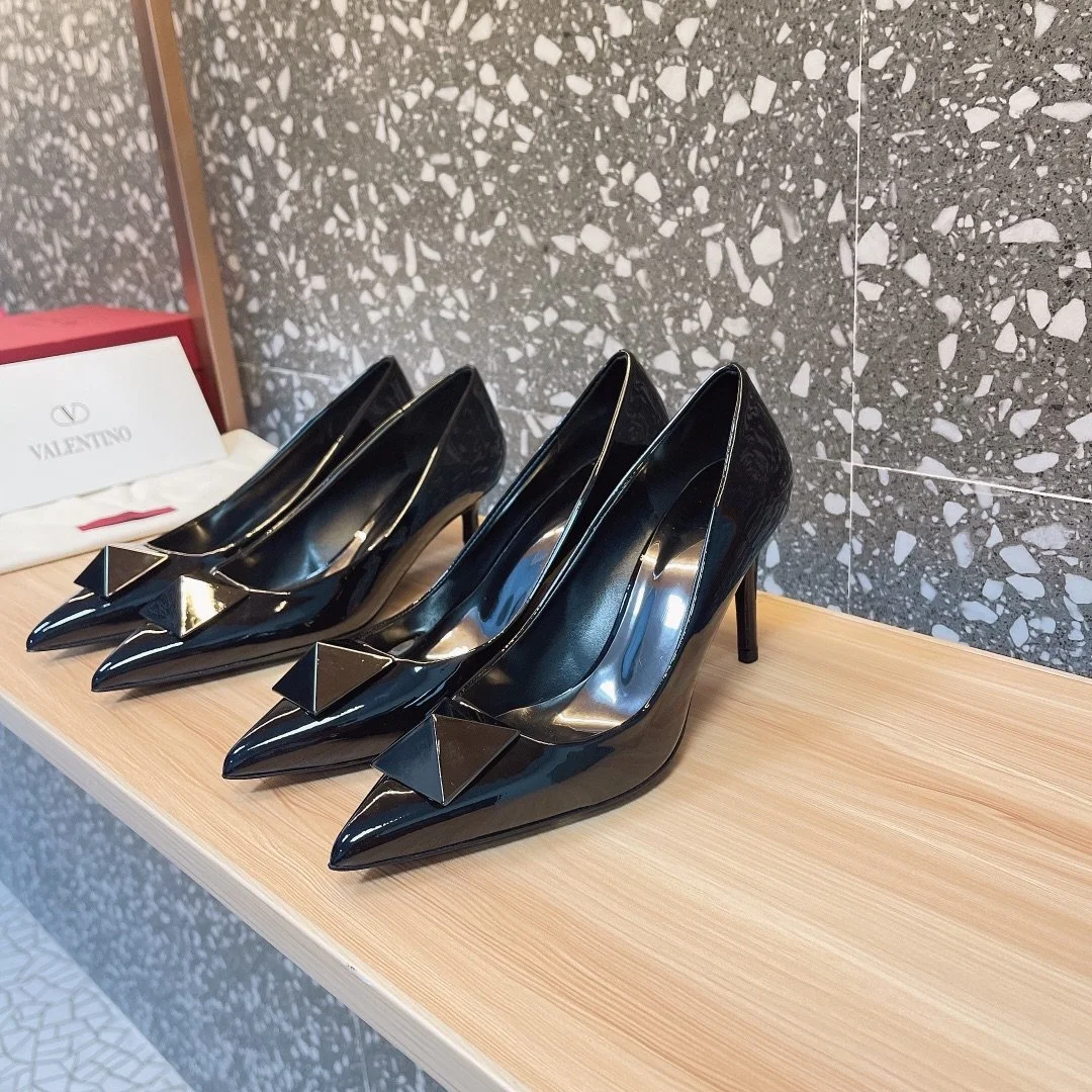 Valentino Women Black Patent Leather Pumps product view 4