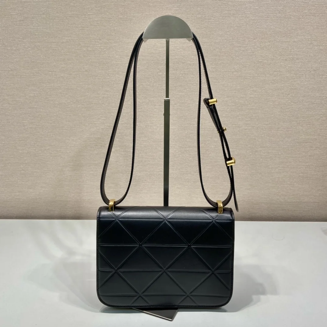 Prada Pattina in Pelle Calfskin Black Bag product view 2