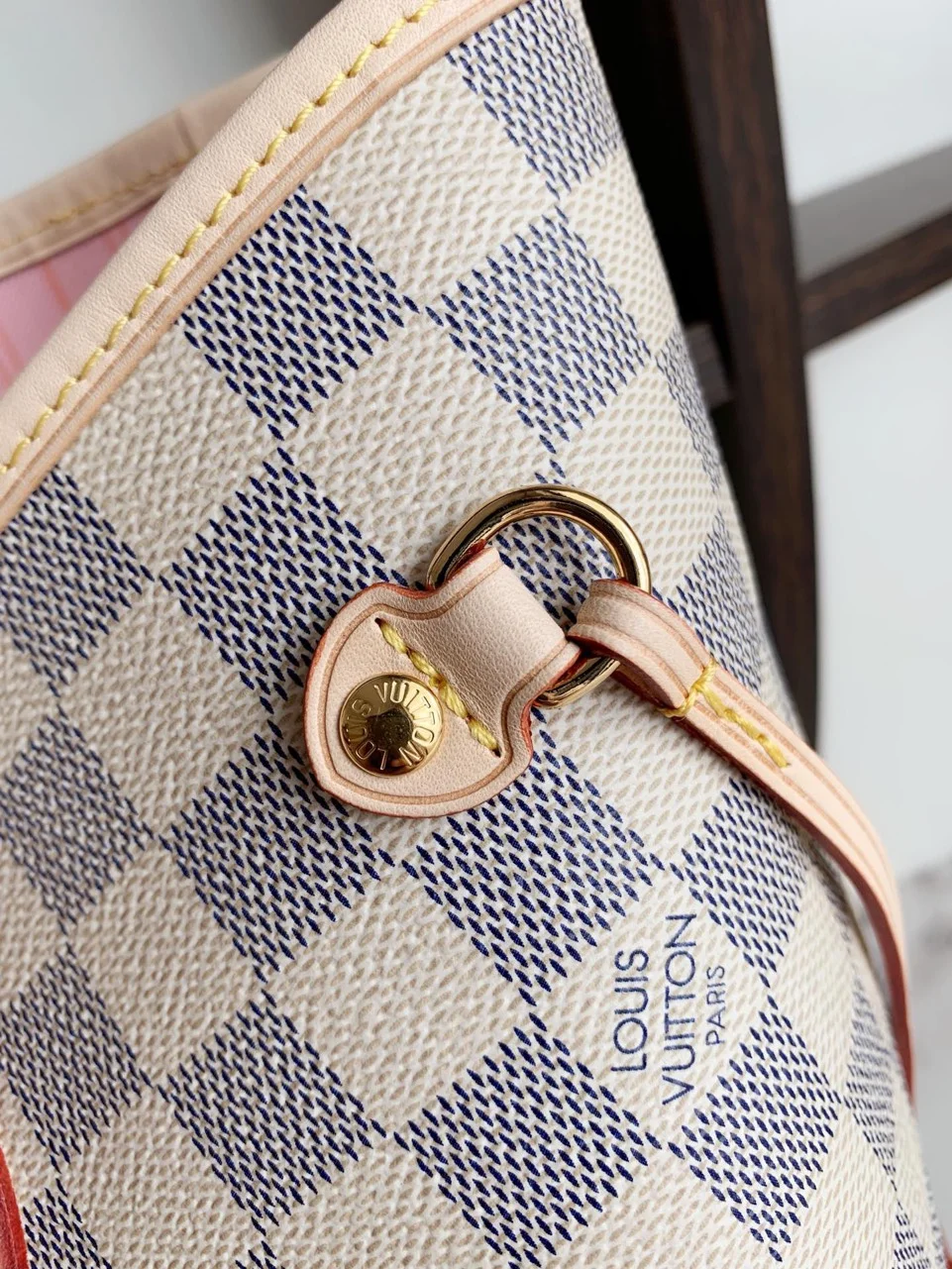 Louis Vuitton Neverfull Caro Pattern 32x29x17cm Bag with Pink Lining product view 4