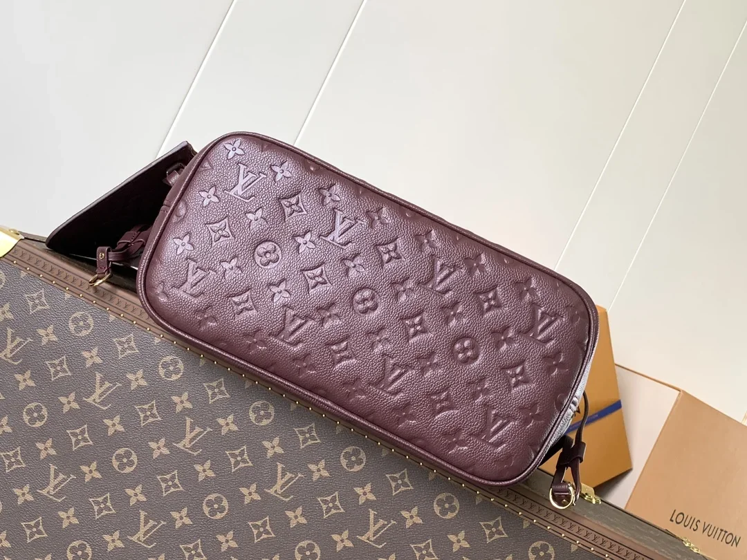 Louis Vuitton Neverfull MM Burgundy Monogram Empreinte Leather Bag product view 4