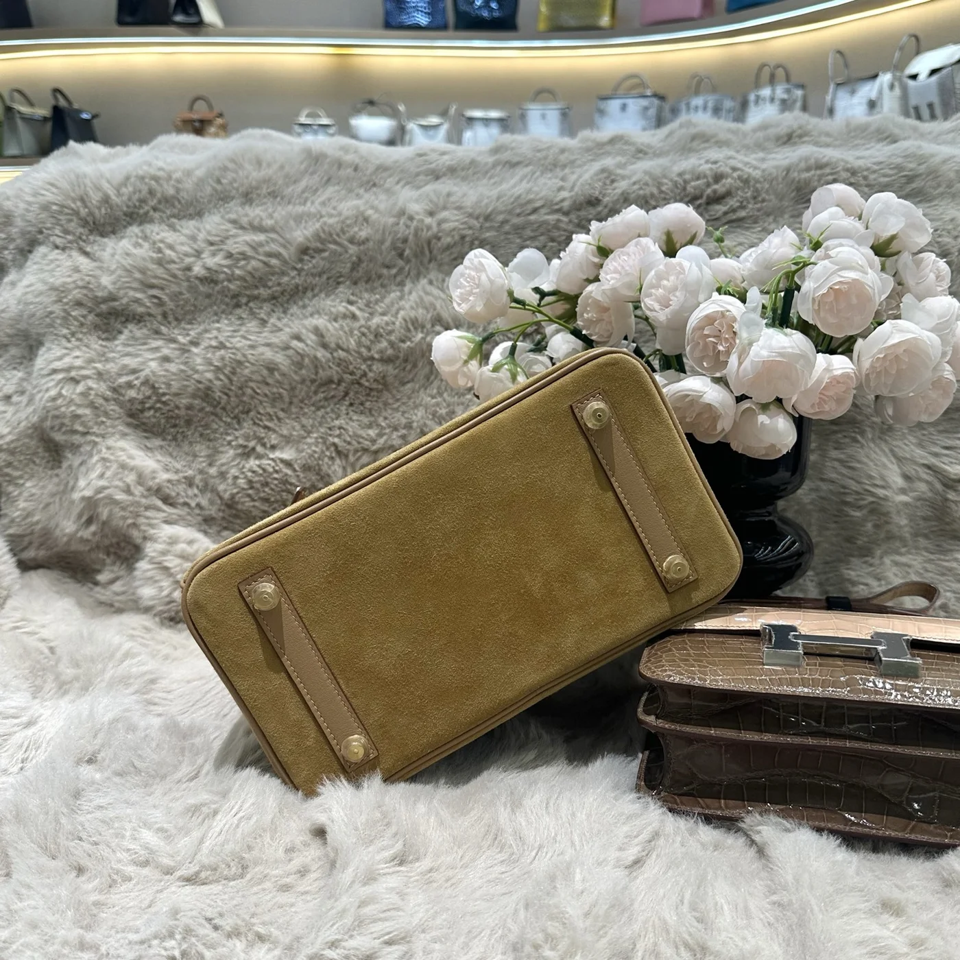 Hermès Birkin 25 cm Swift Leather Bag product view 4