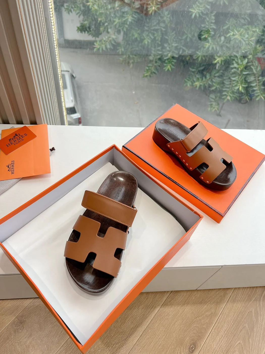 Hermès Women Brown Leather Sandals product view 5