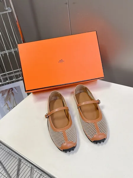 Hermès Women Beige Leather Mesh Mary Jane Flats product view 1
