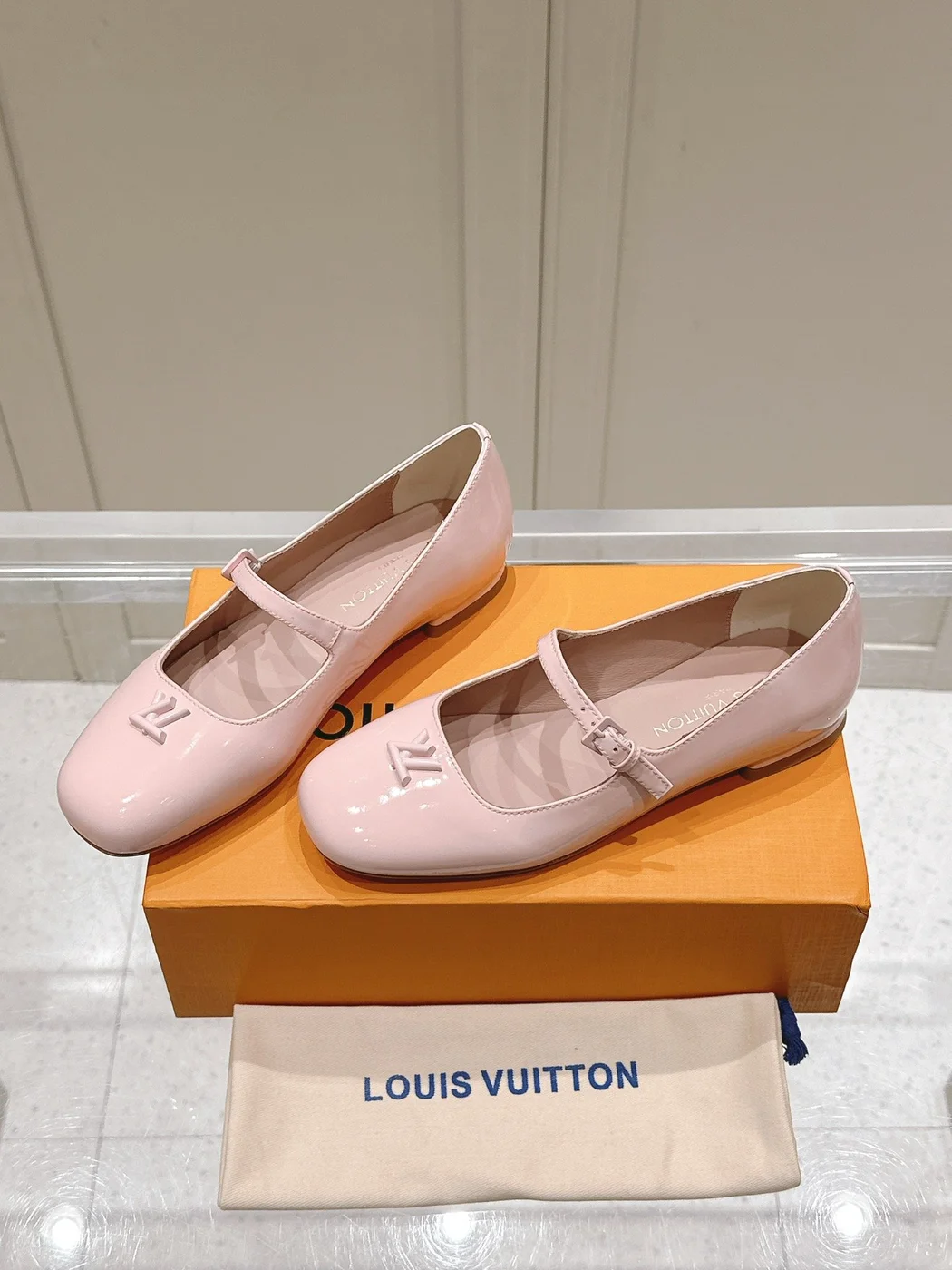 Louis Vuitton Women Light Pink Patent Leather Mary Jane Loafers product view 4