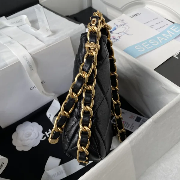Chanel 22K Hobo Bag Logo Chain Lambskin product view 5