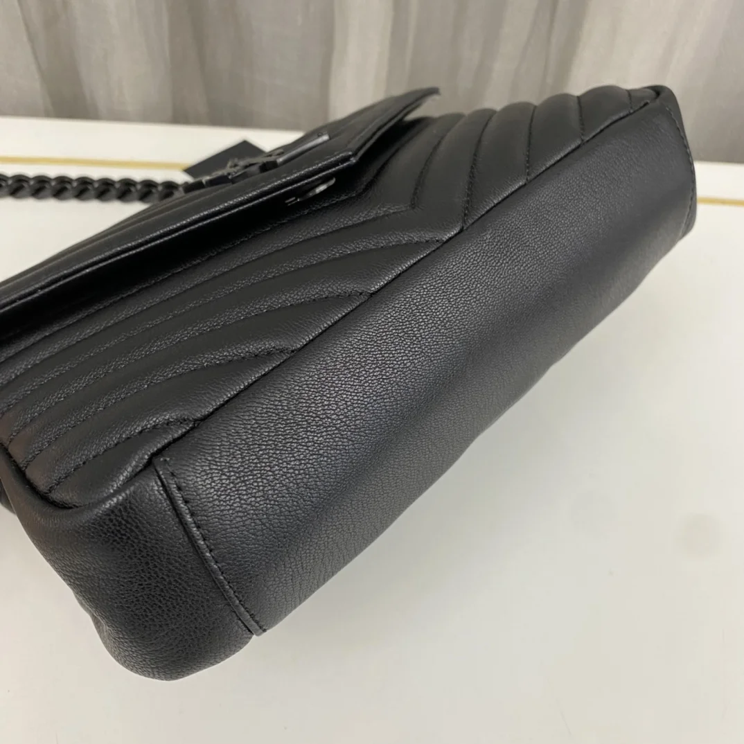 Saint Laurent medium College leather cross body bag In Black product view 3