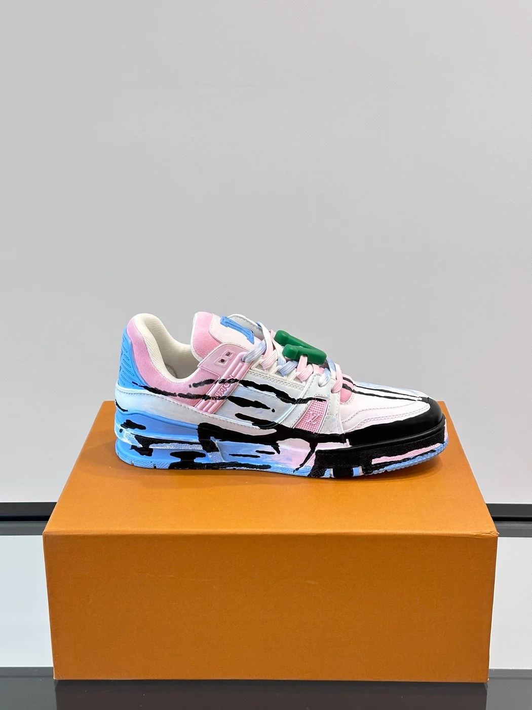 Louis Vuitton Men White Pink Blue Leather Sneakers product view 6