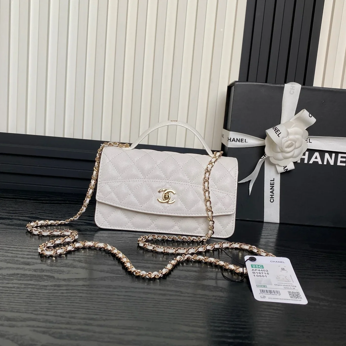 Chanel 25C Flap Bag 18 In White Shiny Grained Calfskin Gold Hardware product view 1