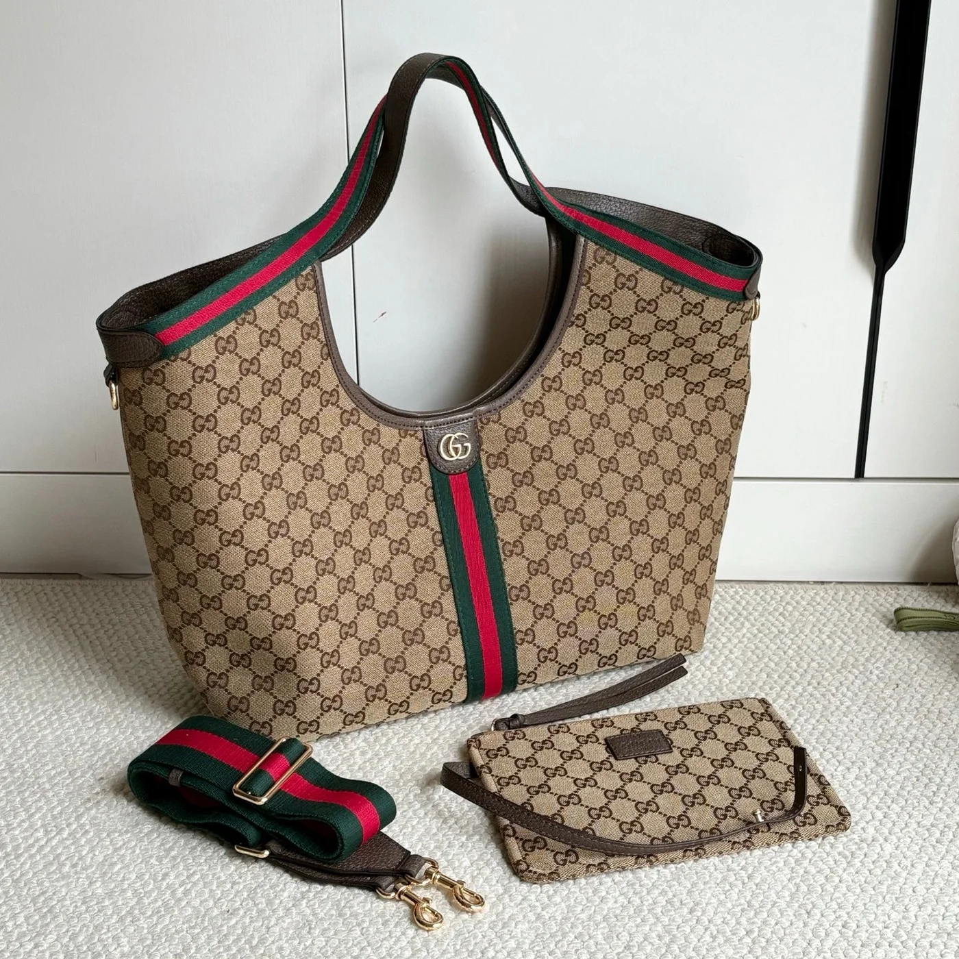 Gucci Giglio Tote Brown product view 2