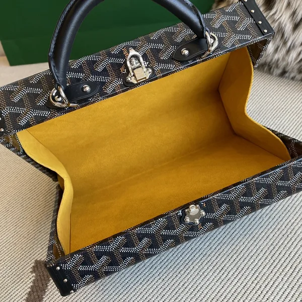 Goyard Goya Grand Hotel Trunk Bag product view 10