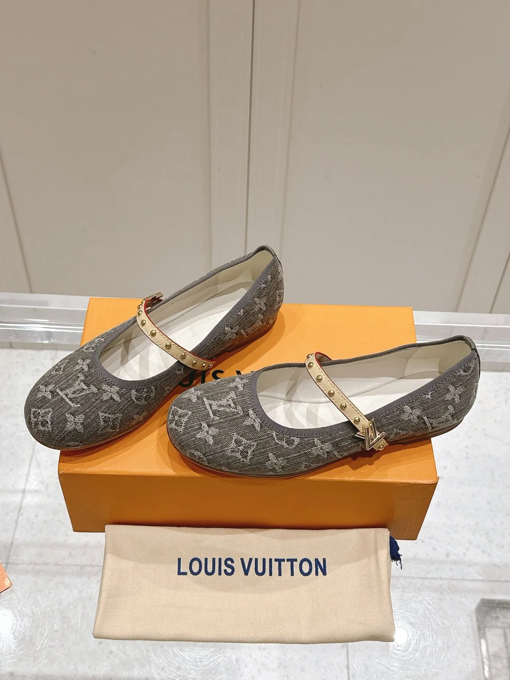 Louis Vuitton Women Gray Fabric Studded Strap Flats product view 1