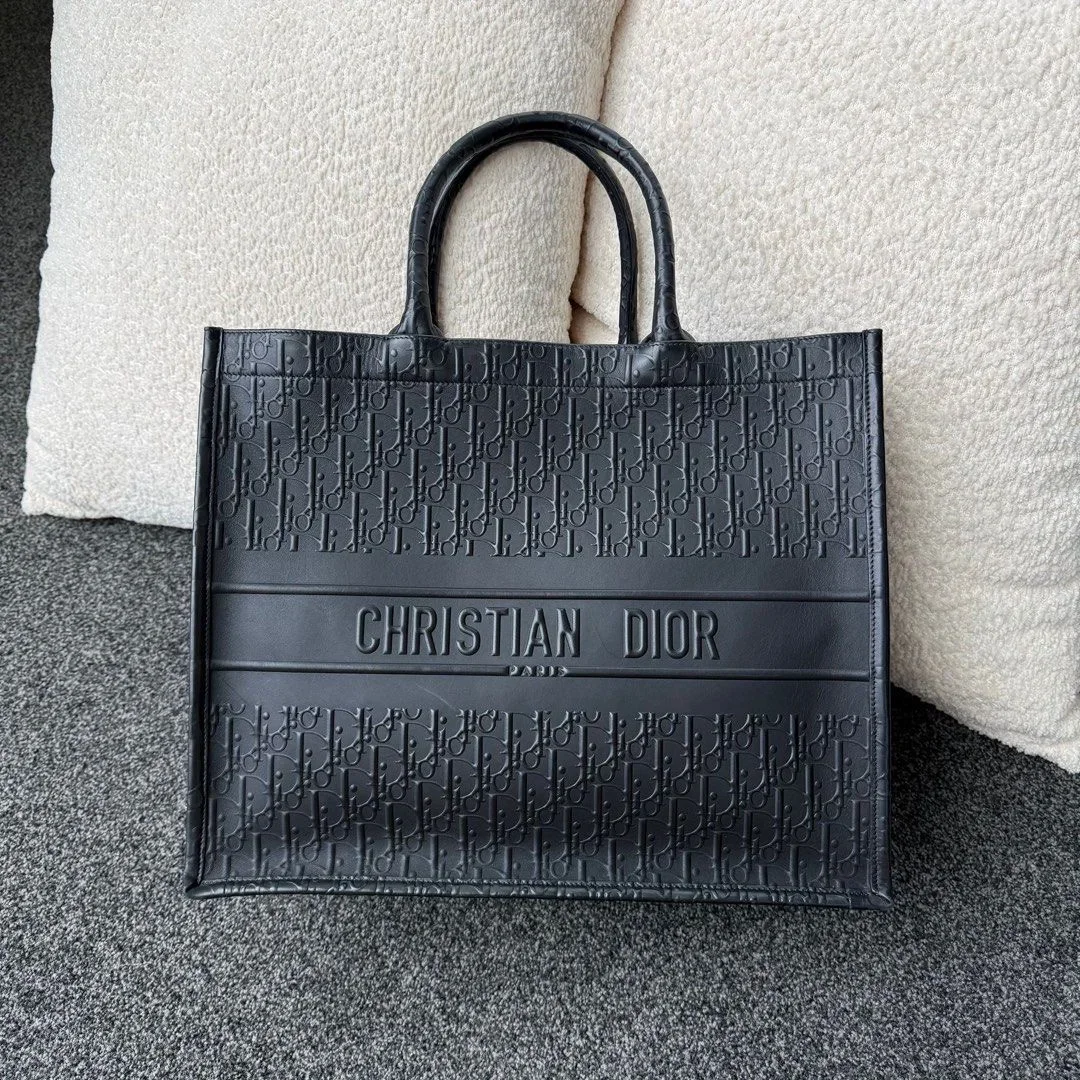 Dior Book Tote Largr Bag Claf Black product view 1