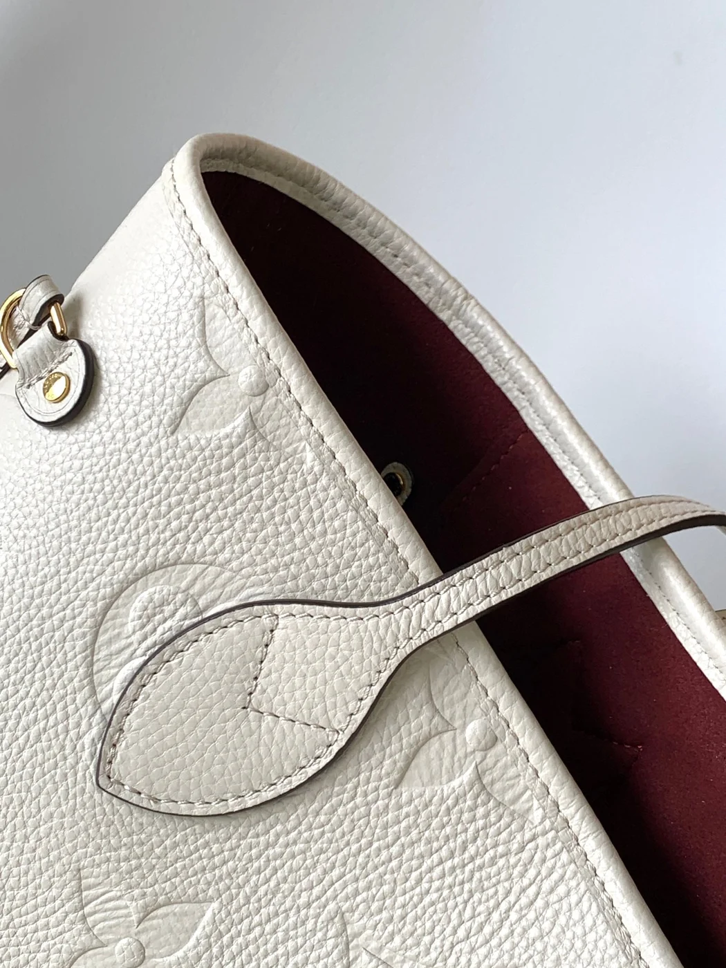 Louis Vuitton Neverfull MM White Monogram Empreinte Leather Bag product view 6