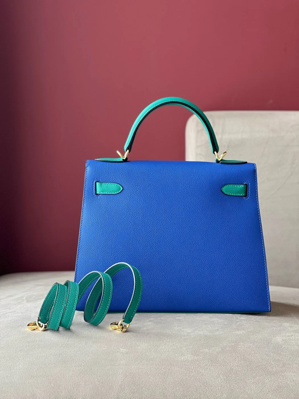 Hermès Kelly 28 Epsom Light Blue/ Electric Blue Palladium Hardware Bag product view 2