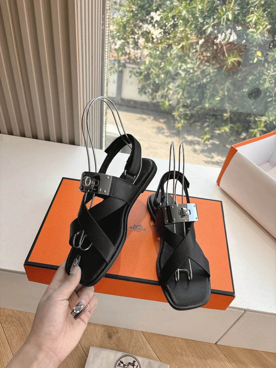 Hermès Women Black Leather Strappy Sandals product view 6