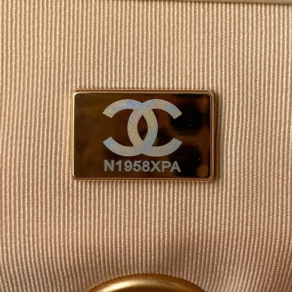 Chanel Large 30 Flap Bag In Beige Cream Lambskin product view 2