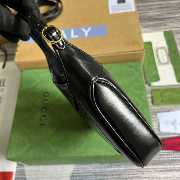 Gucci Jackie Mini 19 Shoulder Bag In Black Calfskin product view 8