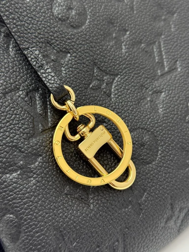Louis Vuitton artsy mm black bag product view 5