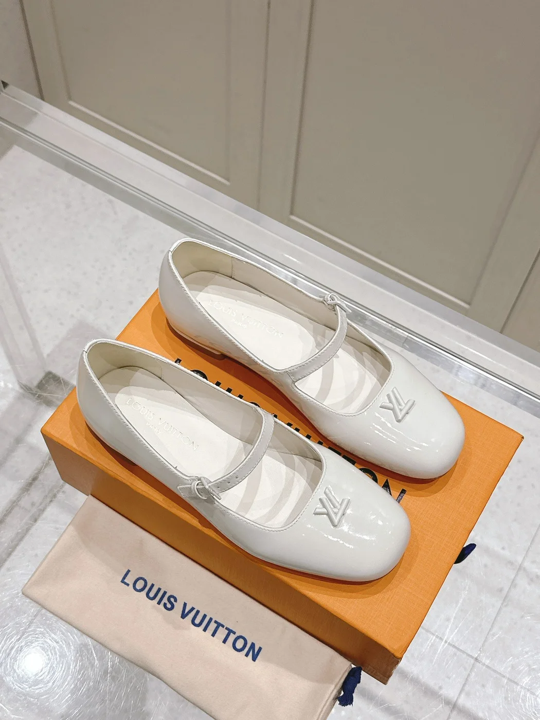 Louis Vuitton Women White Patent Leather Mary Jane Heels product view 3
