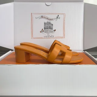 Hermès Oran Heeled Sandals Orange product view 2