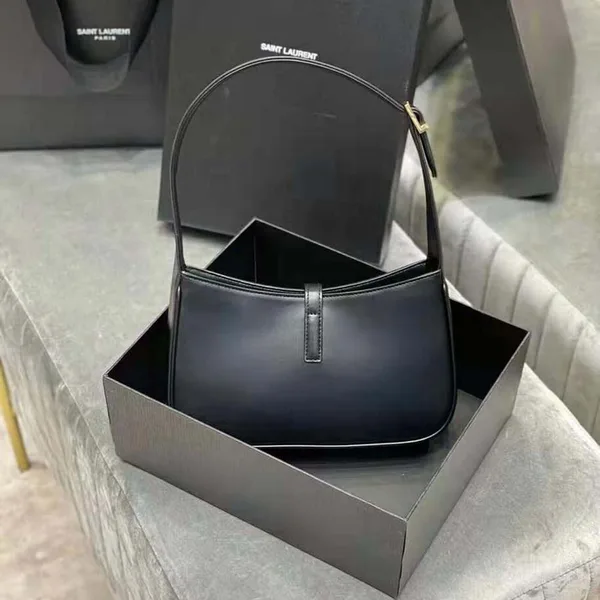 Saint Laurent Women Le 5 A 7 Hobo Bag in Smooth Leather-Black product view 3