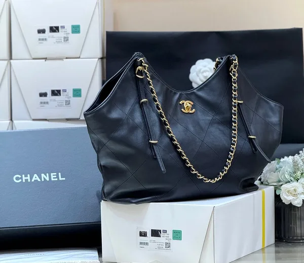 Chanel Medium Maxi Shopping Bag 47 In Black Calfskin Gold-Tone Metal product view 9