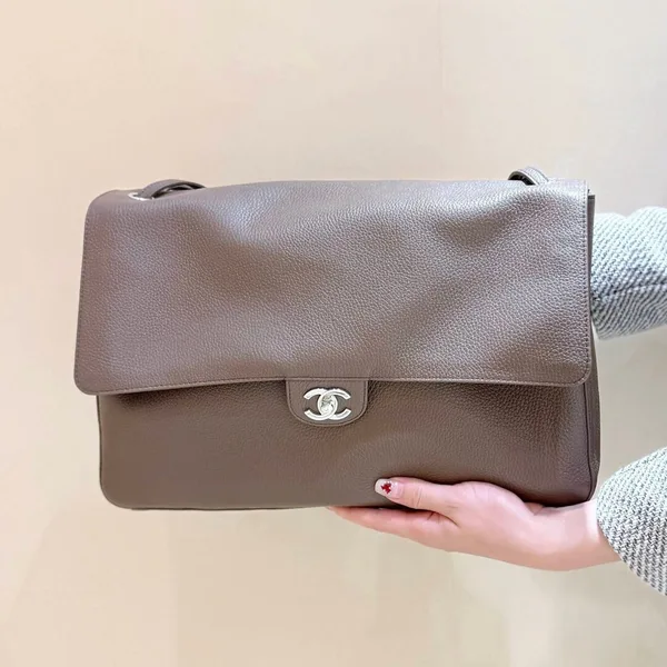 Chanel Maxi Flap bag in Taupe Grained Calfskin SS26 Collection product view 1