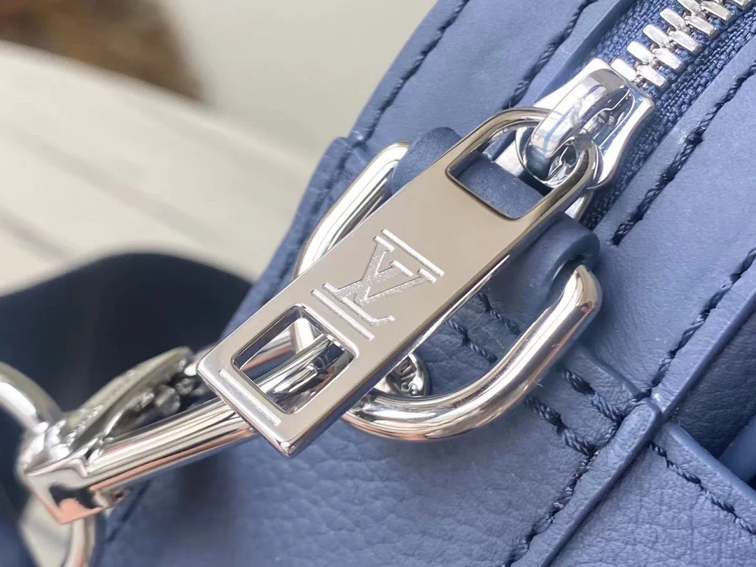Louis Vuitton Fastline Men Handbags Blue 23.5x18x7cm product view 6