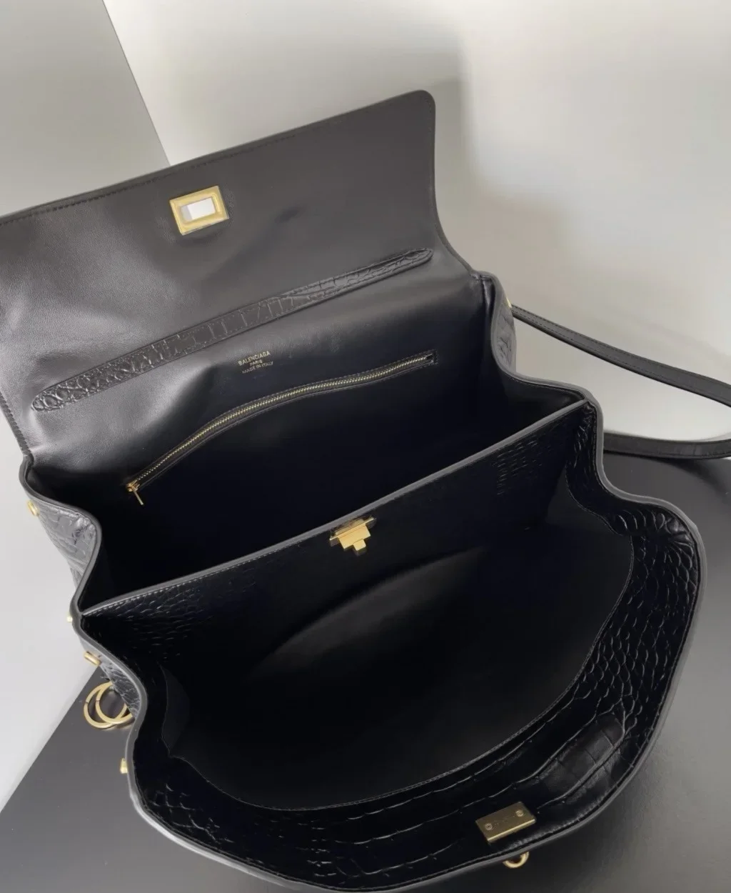 Balenciaga Rode Bag Black Crocodile Leather product view 4