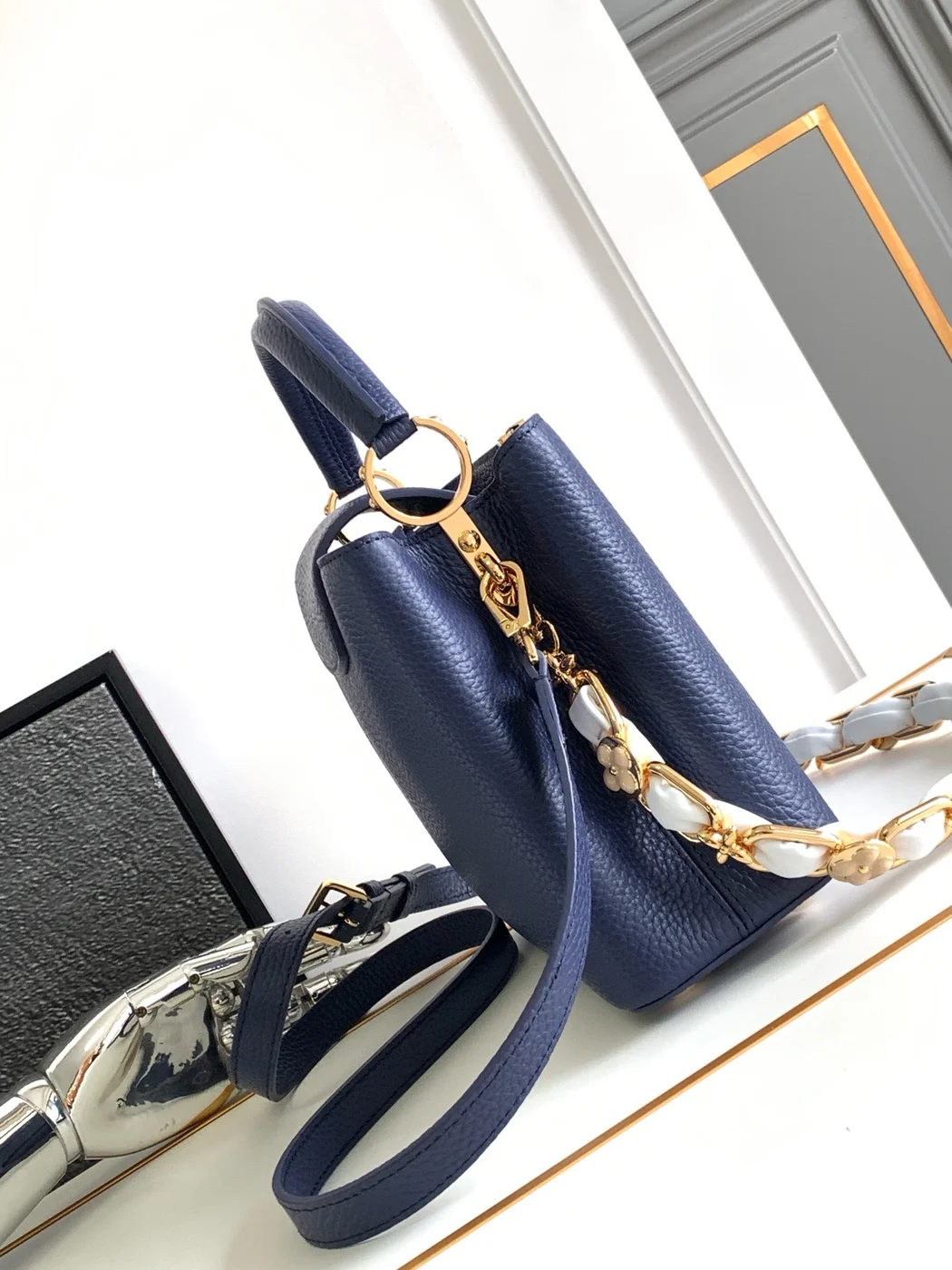Louis Vuitton Capucines BB Woman’ Navy Blue Handbags 27x18x9cm product view 9