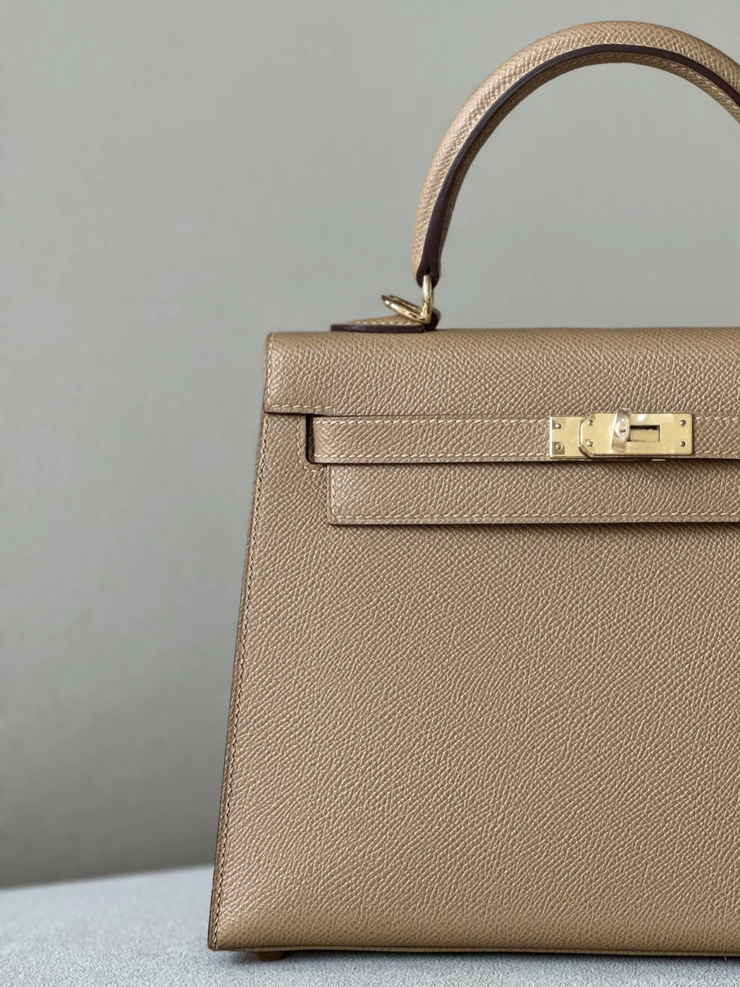 Hermès Kelly 20 Gold hardware Bag product view 7