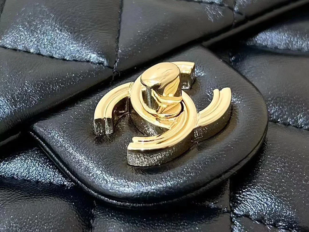 Chanel Mini Rectangular Flap With Top Handle Black 20 cm Bag product view 5