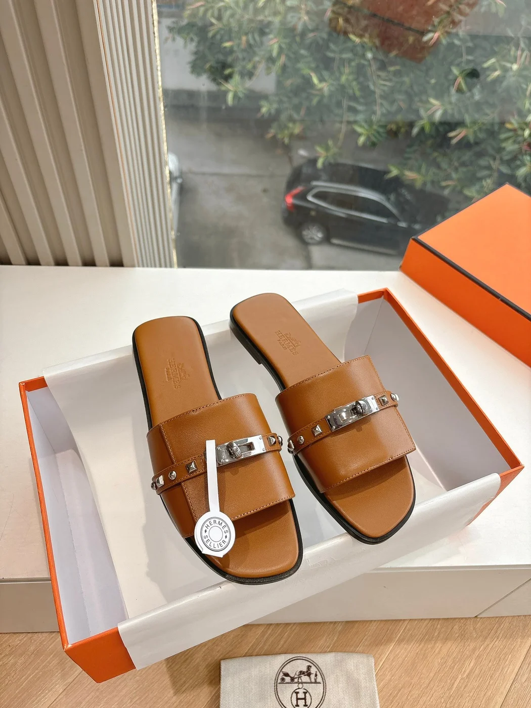 Hermès Women Brown Leather Slide Sandals product view 3