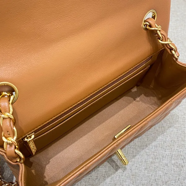 Chanel Flap Bag 20 cm Caramel Lambskin Gold Hardware product view 4