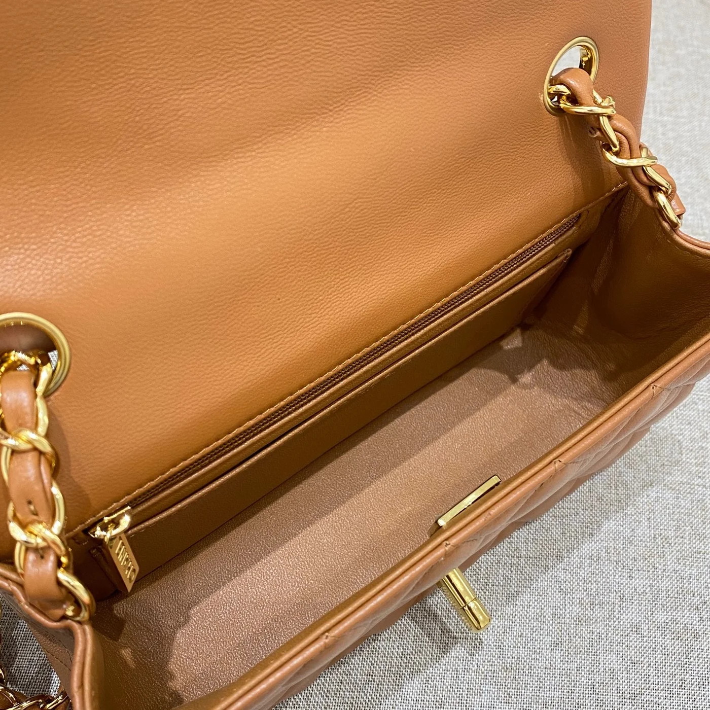 Chanel Flap Bag 20 cm Caramel Lambskin Gold Hardware product view 4