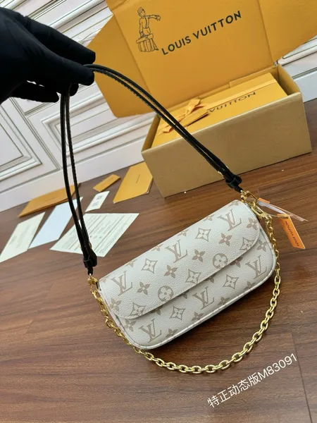 Louis Vuitton Wallet On Chain Ivy M83091 Bag product view 1