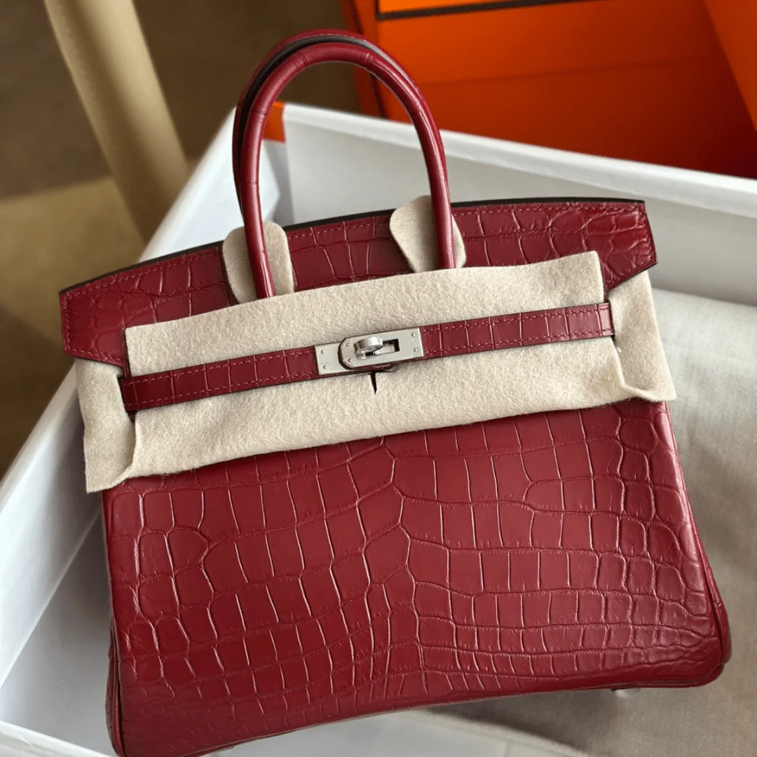 Hermès Birkin Woman’s Hand Sewing Red Handbags 25 cm product view 1