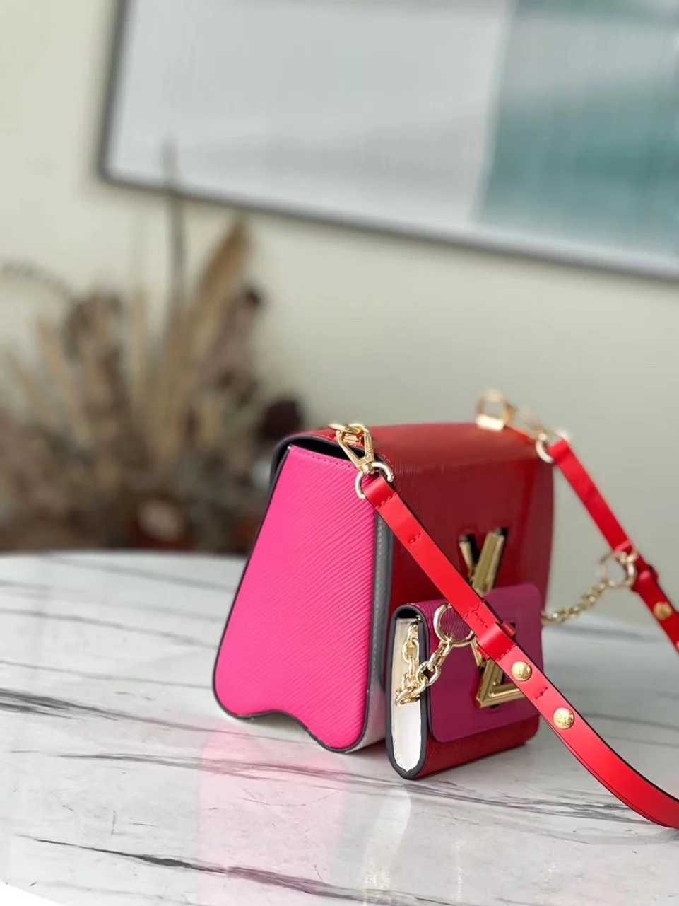 Louis Vuitton Twist Mix Pink Red Handbags Cowhide Leather 24 cm product view 3