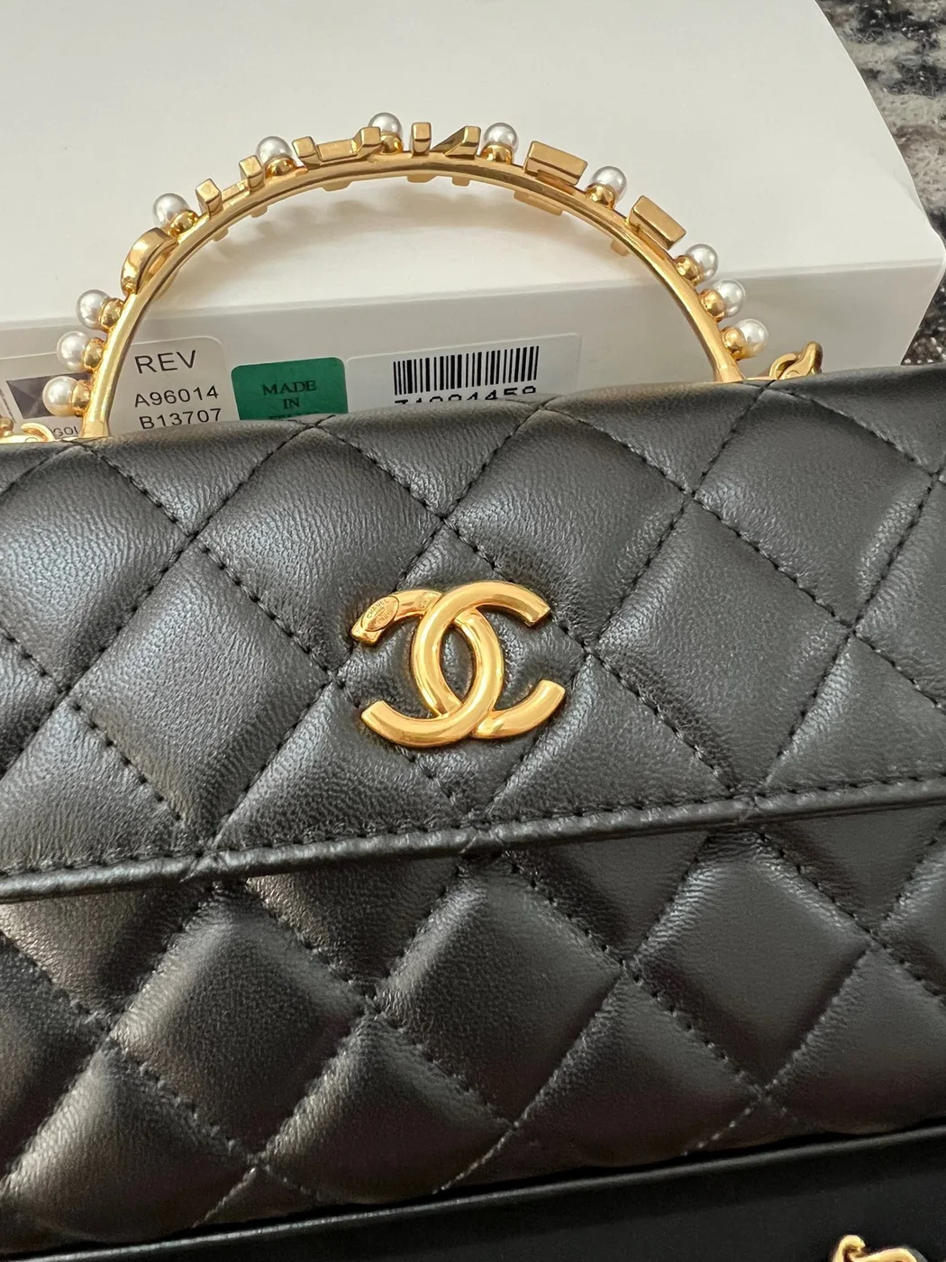 Chanel Woc Black Handbags Pearl Handle Plated Lock Gold 19 cm product view 5