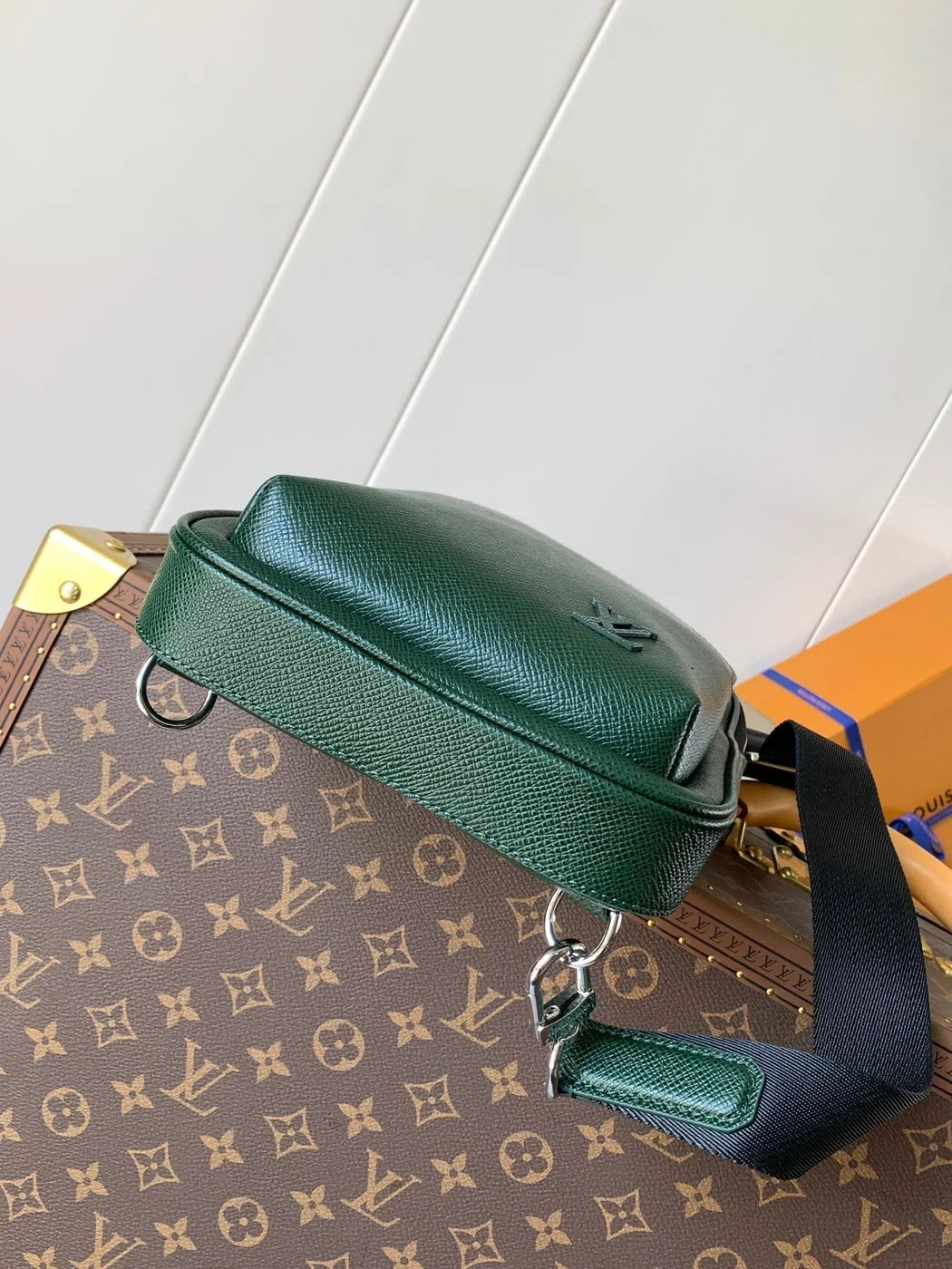 Louis Vuitton Avenue Slingbag 31 In Dark Green Taiga Leather Bag product view 4