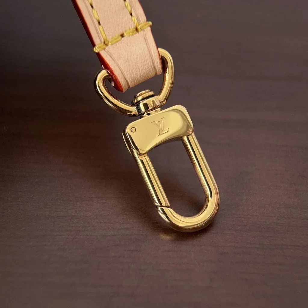 Louis Vuitton Scott M46933 Bag product view 8