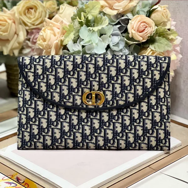 Dior 30 Montaigne Avenue Monogram Handbag 30x18x2cm product view 1