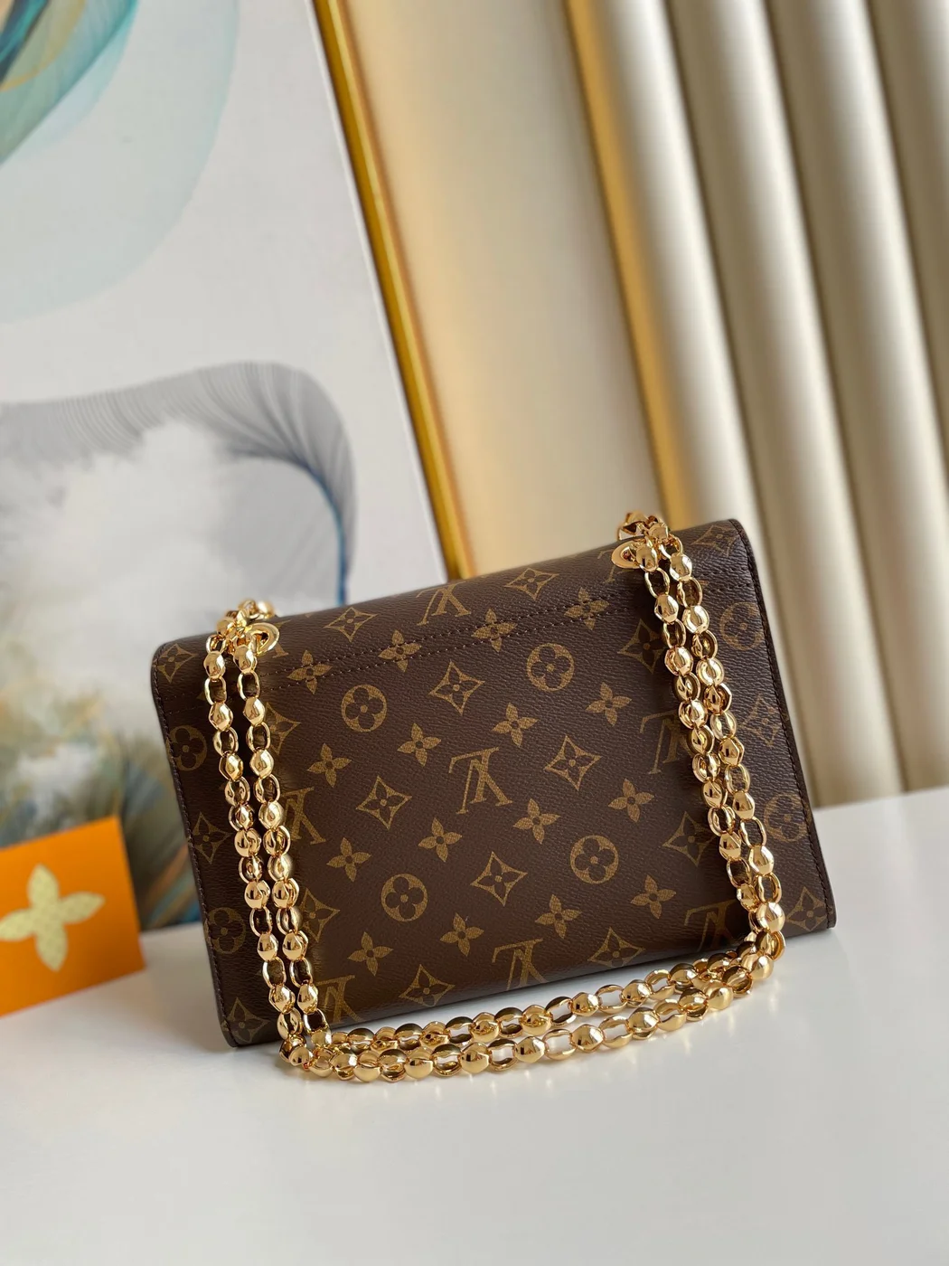Louis Vuitton Victoire Monogram Pattern Handbags 27x20x10cm product view 8
