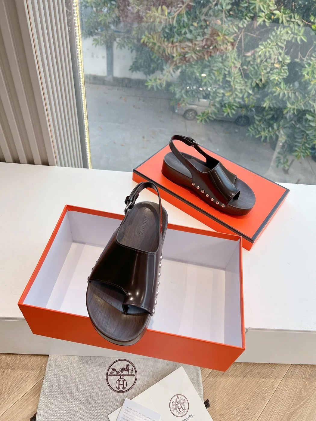 Hermès Women Dark Brown Leather Slingback Sandals product view 3