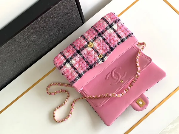 Chanel Cc Medium 25 Classic Bag In Light Pink Mix Black Wool Tweed product view 3