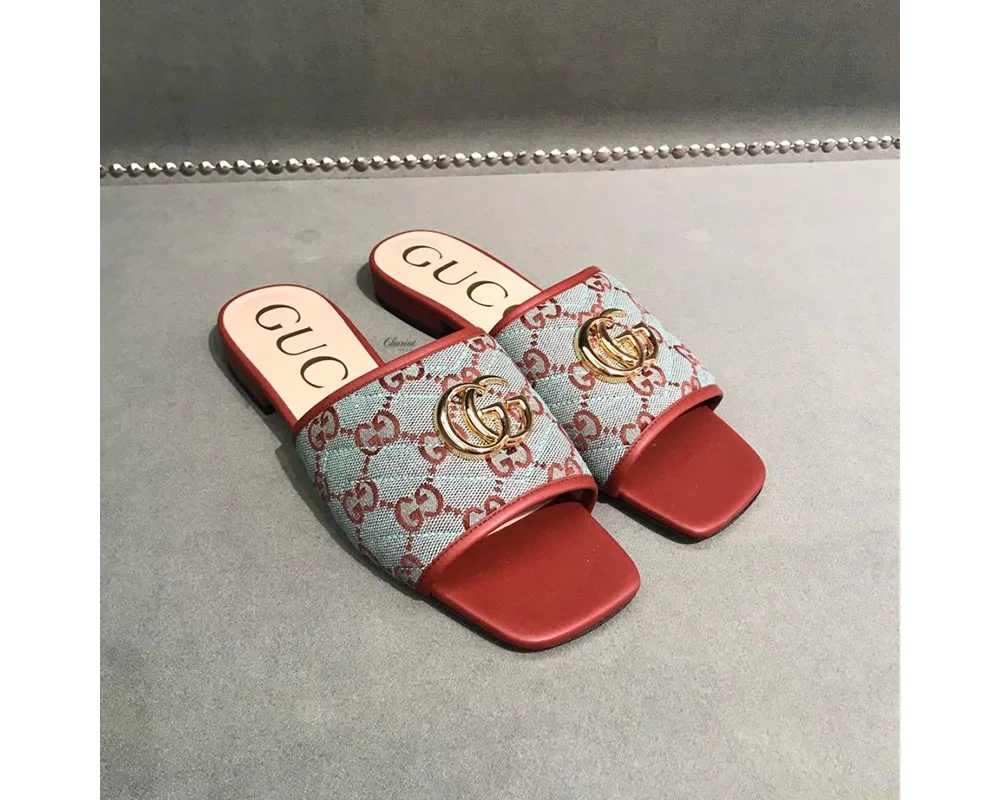 Gucci GG Matelassé canvas flat sandals product view 1